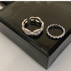 Anneaux de bande Bagues de promesse Couple pour femmes Shinestone fer à cheval Double d anneau Ins étudiant minimalisme Niche nouvelle chaîne haut de gamme femme correspondant ami