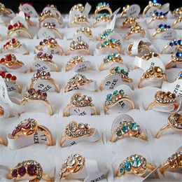 Anneaux de bande QianBei bijoux de mode couleur or femmes en gros mixte 50 pcs Lots cadeaux de fête 230506