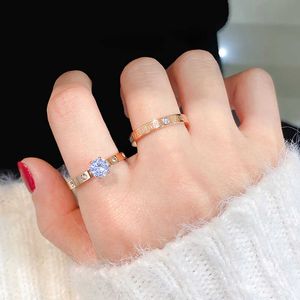 Anillos de banda Color oro rosa Seis puntas Gran circonita brillante Amante Anillo de compromiso Accesorios de moda Regalo para amante Amigo Novia Pareja Mamá Z0327