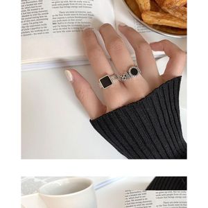 Anéis de banda Sier Finger Engagement Jewelry For Women Creative Black Circle Party Accessories Gifts Drop Delivery Ring Dhkgj