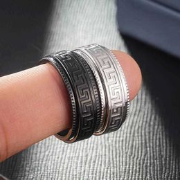 Bandringen Eenvoudig titanium stalen paar ringen decompressie anti-anxiety rotatrfor mannen in reliëf Great Wall Patroon sieraden geschenken J240429