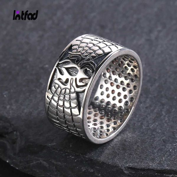 Bands Anneaux Sterling Silver 925 Ring Womens Classic Round Exquis Bijoux Anniversaire Gift Vintage Spider Design Ring Wholesale Q240427