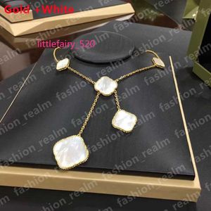 Bande Anneaux Collier Gland Trèfle À Quatre Feuilles Collier 6 Fleurs Pendentif Colliers Diamant Or Argent Designer Bijoux Femmes pour Cadeau De Mariage