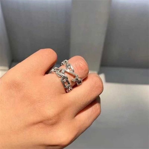 Anillos de banda Tendencia Estilo europeo y americano Líneas geométricas de varios pisos exageradas Anillo de circón enrollado Accesorios de joyería para fiesta de mujer AA230529