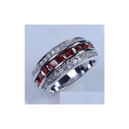 Anillos de banda Victoria Wieck Joyería de lujo 10kt oro blanco lleno granate rojo diamante simulado boda princesa anillos nupciales para hombres regalo Dhke1