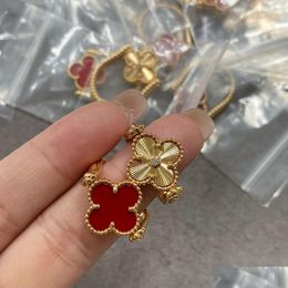 Anneaux de bande Vintage Copper Dual Side Gold Red Four Leaf Clover Flower Charm Ring pour femmes bijoux avec boîte de cadeaux de fête de fête Otko9