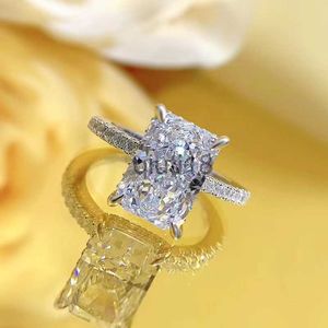 Bagues de bande Anneaux de mariage Fine Pure Argent Haute Carbone Rectangle 3Ct Simulation Bague de diamant Radiant Cut Bijoux de mode x0920