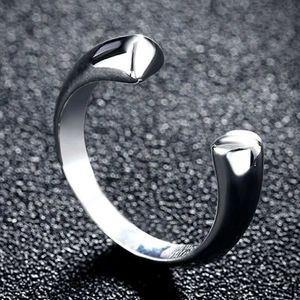Anneaux de bande en gros design simple 925 Anneaux en argent anneaux ouverts soigneusement façonnés pour femmes anneaux d'argent Q240427