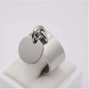 Anillos de banda Joyería de moda para mujer Etiqueta en blanco Anillo de fiesta Color plata Mujeres Colgante redondo Anillo de dedo Tamaño 7 8 9 10 6 11 240125