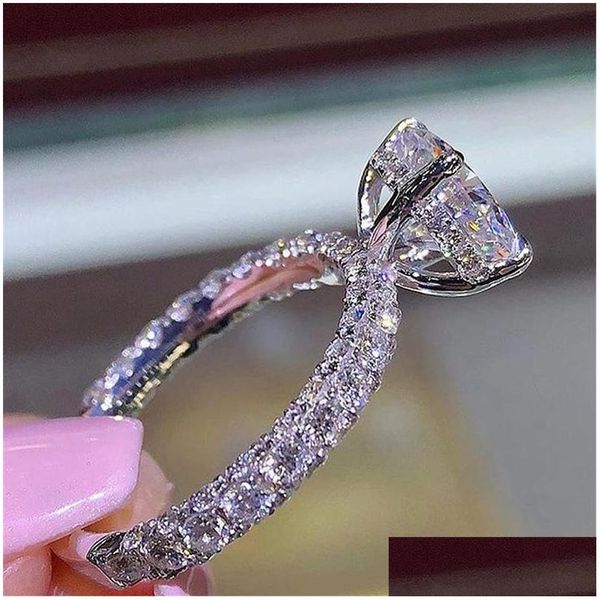 Bands Anneaux Femme Ring Diamond Zircon Romantique Shining Round Stone Bridal Fashion Bijoux Engagement pour les femmes Drop Livrot Otzlc