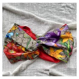 Bandana Ontwerper Zijde Elastische Hoofdbanden Voor Vrouwen 2022 Nieuwe Collectie Luxe Meisjes Bloemen Bloemen Vlinder Haarbanden Sjaal Meubi Dhnit