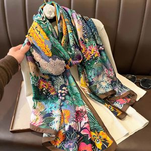 Bandanas Durag 180 90 cm marque de luxe femmes été foulard en soie châle sac doux concepteur européen plage Bandana fontaine silencieux paréo 231007