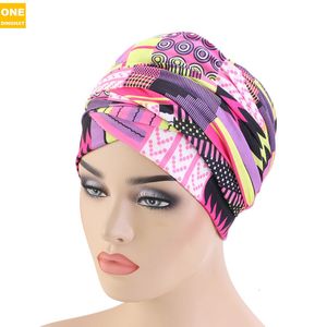 Bandanas Durag modèle africain femmes musulman fleur imprimé longue écharpe Hijab chapeaux sous-écharpe Turban queue casquette enveloppé tête musulman hijab écharpe chapeau 230323