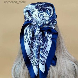 Bandanas Durag Bandanas Durag nouveau 70X70CM foulards carrés Style de luxe crème solaire soie Hijab femmes conception populaire foulard les quatre saisons foulard de plage Y240325