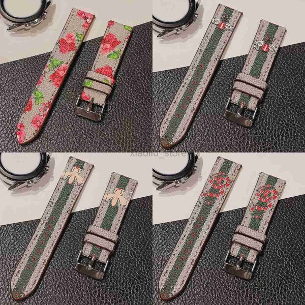 Bandas 20 mm 22 mm Banda de correas inteligentes para Samsung Galaxy 4 / 46mm / 42mm / Active 2 / Correa Gear S3 Pulsera G Diseñador de lujo PU Cuero Colorido Flor Abeja Serpiente Reloj 240308