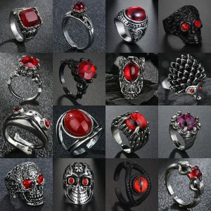 Bandas Anillos góticos retro para hombres SKULL/Dragón/Frog/Cristal rojo/corona/vampiro ABUND Punk Anillo de boda al por mayor