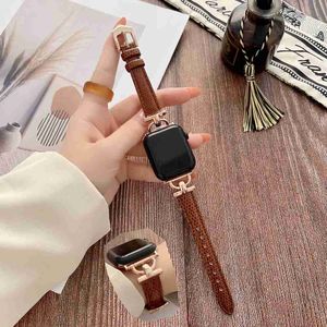 Bands Watch Watch Beards Guard Bands Leather Rose Gold Connector Ladies For Strap Iwatch Series 7 3 4 5 SE 6 Workband Bracelet Women Fashion Brown Present 240308