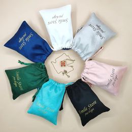 Brazalete 100 Uds bolsa de joyería personalizada Franela suave joyería bolsa con cordón embalajes de joyería Veet bolsas de regalo de boda para embalaje