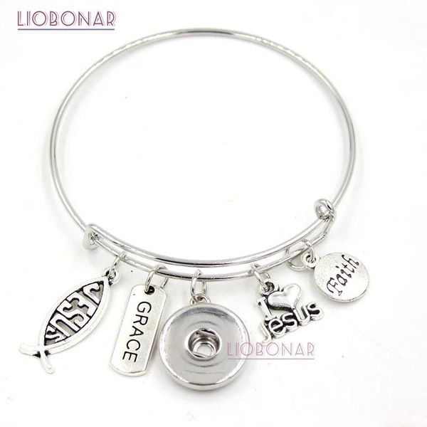 Brazalete 10 UNIDS Amuletos inspiradores de fe cristiana Amo a Jesús Pulseras Brazaletes de joyería a presión intercambiables para mujeres Regalos al por mayor