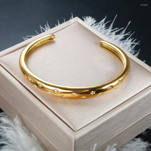 Bangle 18 K Vergulde Waterdichte Bezoedelen Gratis Kristal Zirkoon Pave Glanzende Ster Manchet Armbanden Armbanden Voor Vrouwen Pols Mode-sieraden