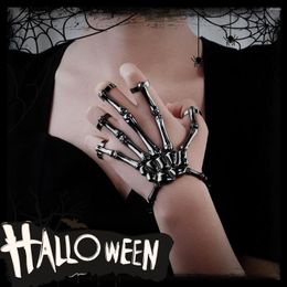 Bracelet 1 pc main crâne squelette Bracelet Punk titane acier os polyvalent unisexe réglable chaîne Bracelets Hallowen fête