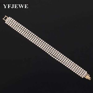 Bracelet 2017 Bracelets De Mariage Bracelets Nouvelle Arrivée pleine étoile super brillant strass cristal dames lien chaîne bracelets B017 ldd240312