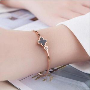 Bracelet 2022 mode Bracelet trèfle à quatre feuilles or Rose titane acier personnalité féminine inoxydable