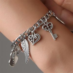 Brazalete 2022 Love Heart Key Lock Flower Elephant Six Star Charm Bracelet Hombres Cadena multielemento Joyería Moda para mujeres