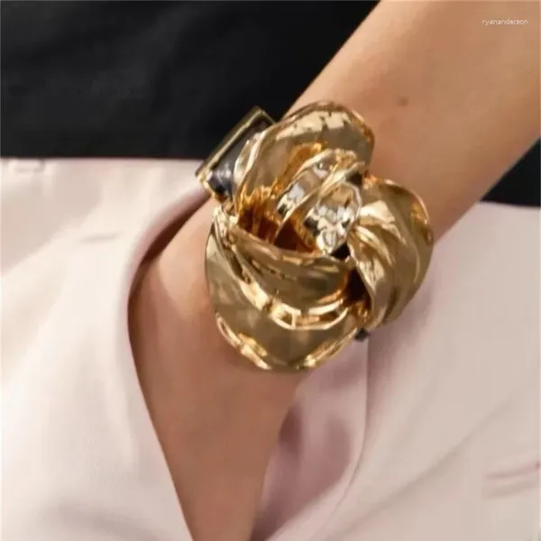 Bracelet 2024 Collier de bracelet en cuir floral à l'or épais