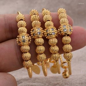 Bangle 24K 4PCS jongens meisjes goud kleur Dubai armbanden etnisch klein formaat baby armband meisje bruid kind sieraden