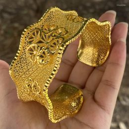 Brazalete de cobre de Color dorado de 24 quilates con forma curvada de Dubái para mujer, pulsera grande Bohemia, joyería africana, regalos de fiesta de Arabia Saudita