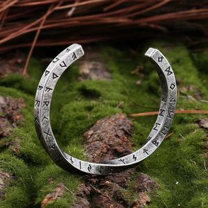 Bracelet en acier inoxydable 316L Viking Rune Bracelet pour hommes rétro nordique Bracelet arbre de vie Biker bijoux cadeau amulette 240319