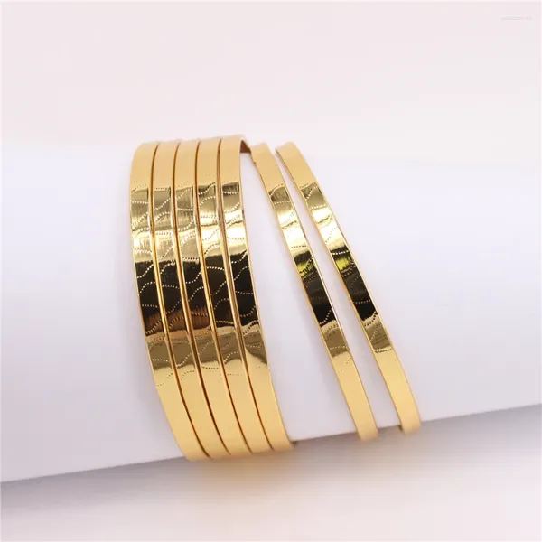 Brazalete Combinación de 7 piezas Pulsera cuadrada Selección de 2 colores Moda Múltiples opciones de uso 68 mm Hombres y mujeres de moda LH1184