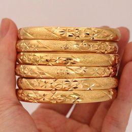 Bangle 8 MM 6 stks/partij Dubai Gouden Armbanden voor Vrouwen Mannen 24 k Kleur Ethiopische Armbanden Afrikaanse Sieraden Saudi Arabische Bruiloft Bruid Gift 231019