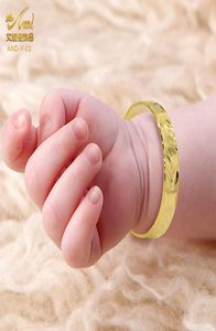 Bangle ANIID Baby Armband Personaliseer Geboren Meisjes Manchet Armbanden Aangepaste Naam Baby Glad Koper Geen Vervagen Jongens Sieraden Hoge Kwaliteit3919050