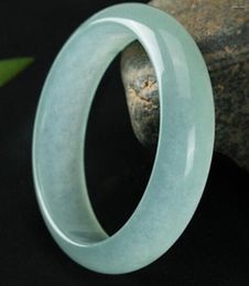 Bangle mooie natuurlijke 54-62 mm lichtgroene kwartsiet jade edelsteen armband