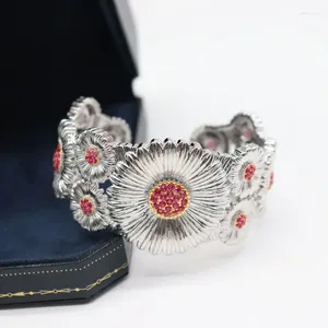 Armreif Big Daisy Luxus Armreifen Afrika Dubai Vergoldete italienische Charm-Armbänder Damen Hochwertiger Schmuck Geschenk für die Braut