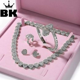 Bracelet BLING KING bel ensemble de bijoux coeur pour femmes chaîne collier réglable bracelet coeur anneau ouvert boucle d'oreille coeur 240319