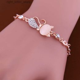 Bangle BlueLans Cat Cat Pendant Femmes Opal Water Diamond Bracelet Chaîne de chaîne YQ240409