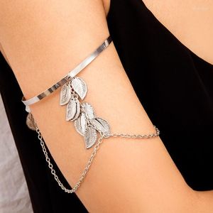 Brazalete bohemio borla hoja brazo superior pulsera abierta para mujer encanto hojas de Metal colgante brazalete cadena pulseras joyería de moda