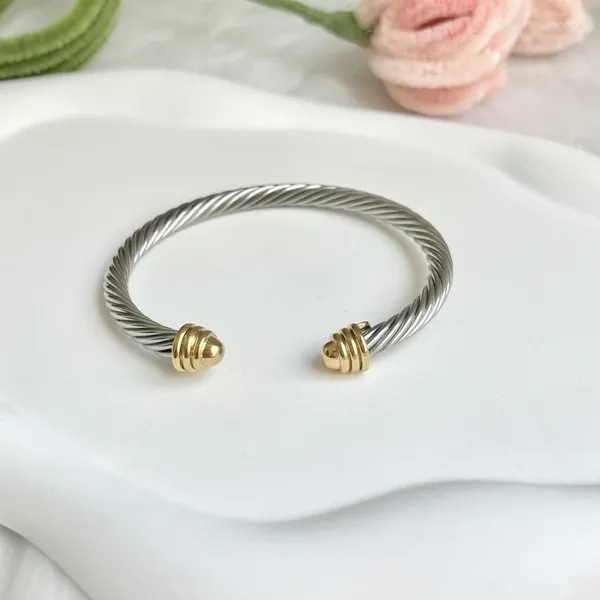 Hebilla de pulsera tipo brazalete en plata de ley con baño de oro amarillo de 14 quilates