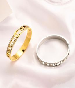 Bracelet bracelet pour hommes femmes bracelets de luxe bijoux en acier inoxydable or argent bracelets inspirants de haute qualité populaire Fash7276887