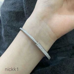 Brazalete de brazalete T 925 Silver V Gold Light Avanzado Luxury Luxury Diamond Lock Bracelet Mlgq JI53 N0H8