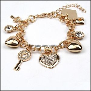 Bracelet Bracelets Bijoux En Gros Rétro DIY Accessoires Porte-clés Coeur De Pêche Cristal Diamant Bracelet Femme Drop Livraison 2021 ITQKP