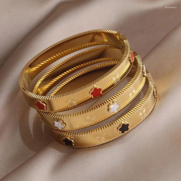 Brazalete de flores de acero inoxidable clásico de brazalete para mujeres pulseras estrellas vintage joyas de joyas a prueba de óxido