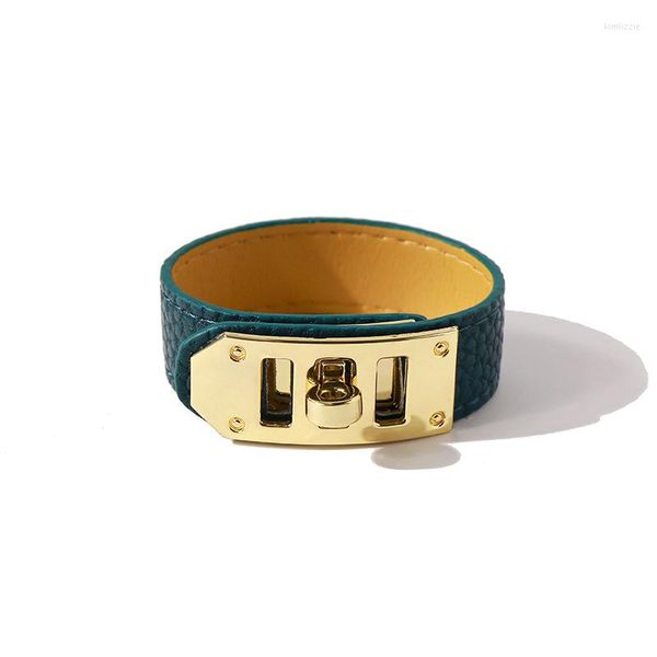 Brazalete clásico para mujer, pulsera de cuero PU de alta calidad, Color dorado, perilla de acero inoxidable, diseño de bloqueo, abalorio, joyería femenina