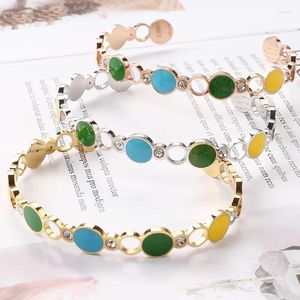 Bracelet en acier inoxydable de couleur bracelet pour dames en C