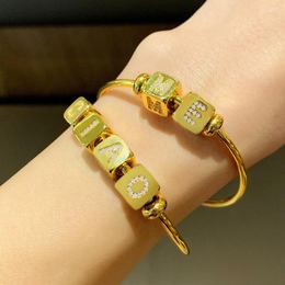Bangle koper zirkoon kubus eerste kralen voor vrouwen diy armband 26 letters naam sieraden mode verjaardag geschenken brtb91