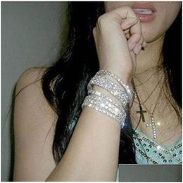 Bracelet de vente transfrontalier de bracelets d'Europe et d'Amérique Mtiple rangées de diamants à la mode artificiel à la mode livraison directe J Ota2X