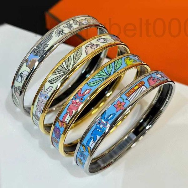 Brazalete Diseñador 2023 Nueva llegada Moda S925 Conejo 18K Enel Impresión Dedo Brazalete Pulsera Mujer Dama Fiesta Marca de lujo Regalo de la joyería TL2W